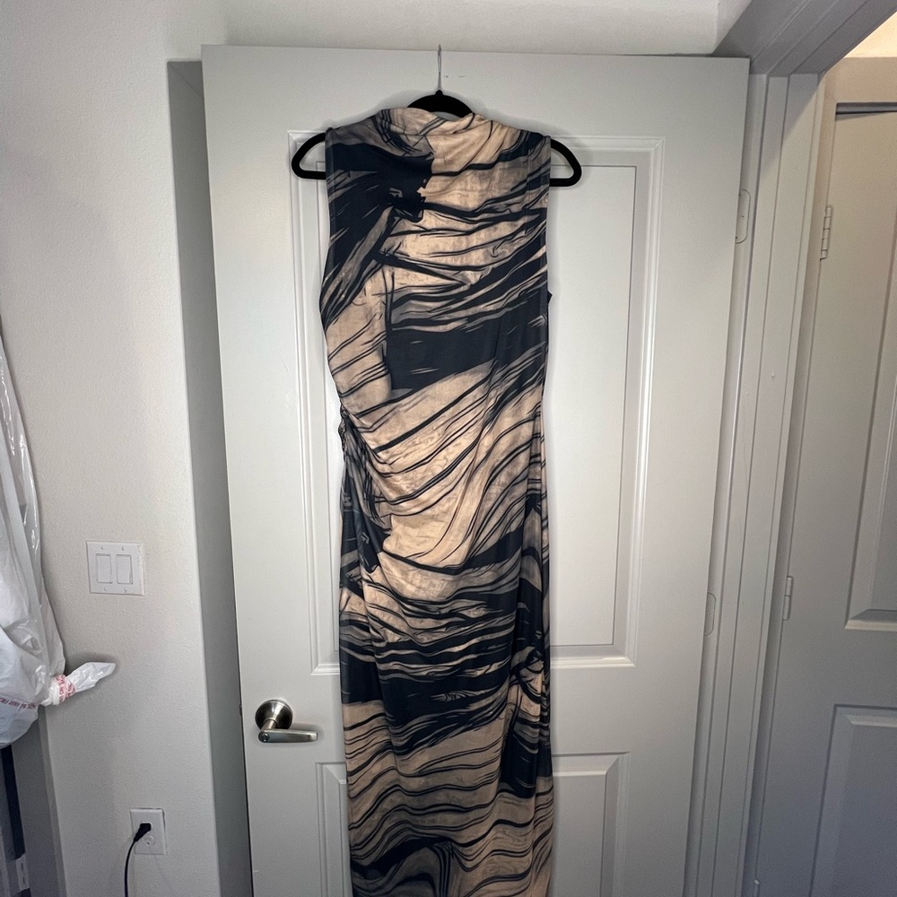 House of Harlow 1960 Black and Tan Swirl Dress